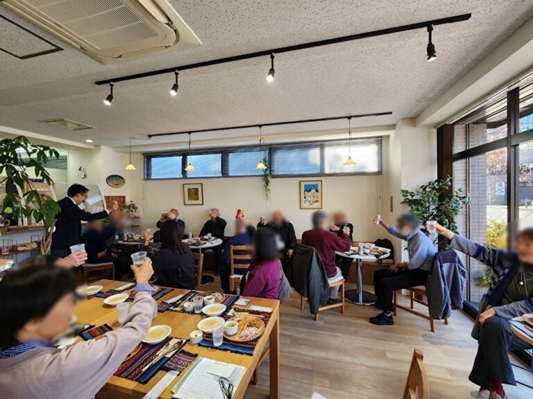 202512080010-768x576