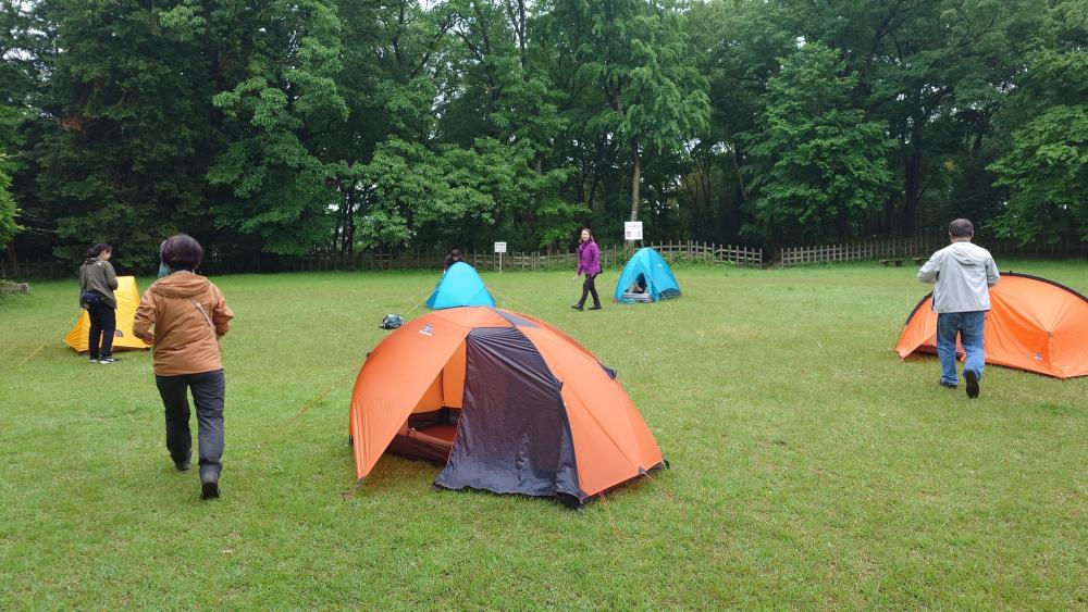 片倉城址公園にて…テント設営&撤収の実習