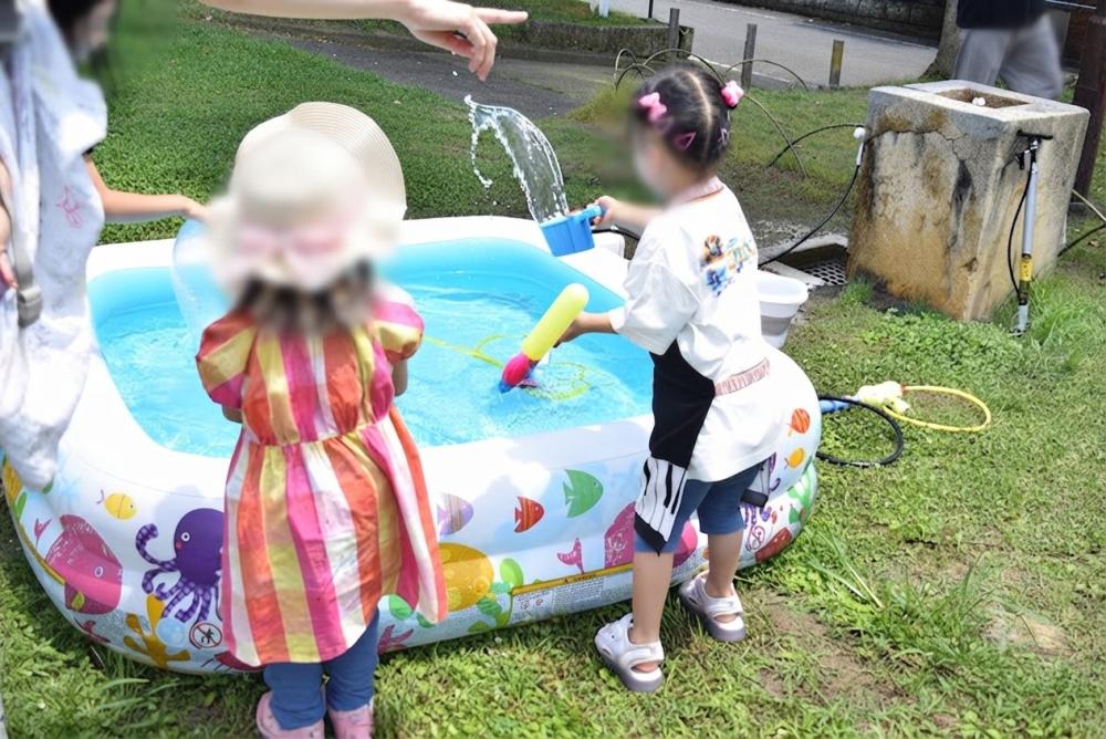 水遊び